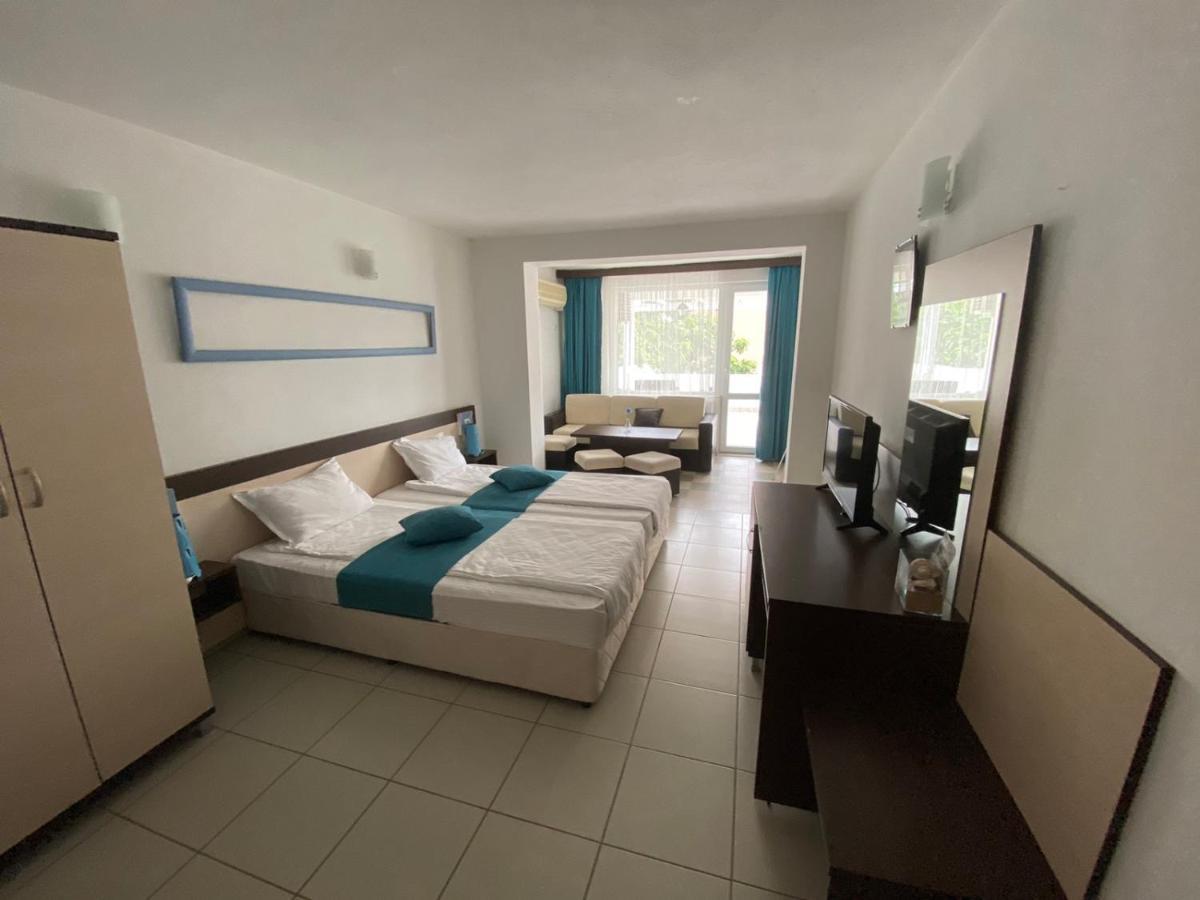 Lilia 2 Family Hotel Primorsko Buitenkant foto