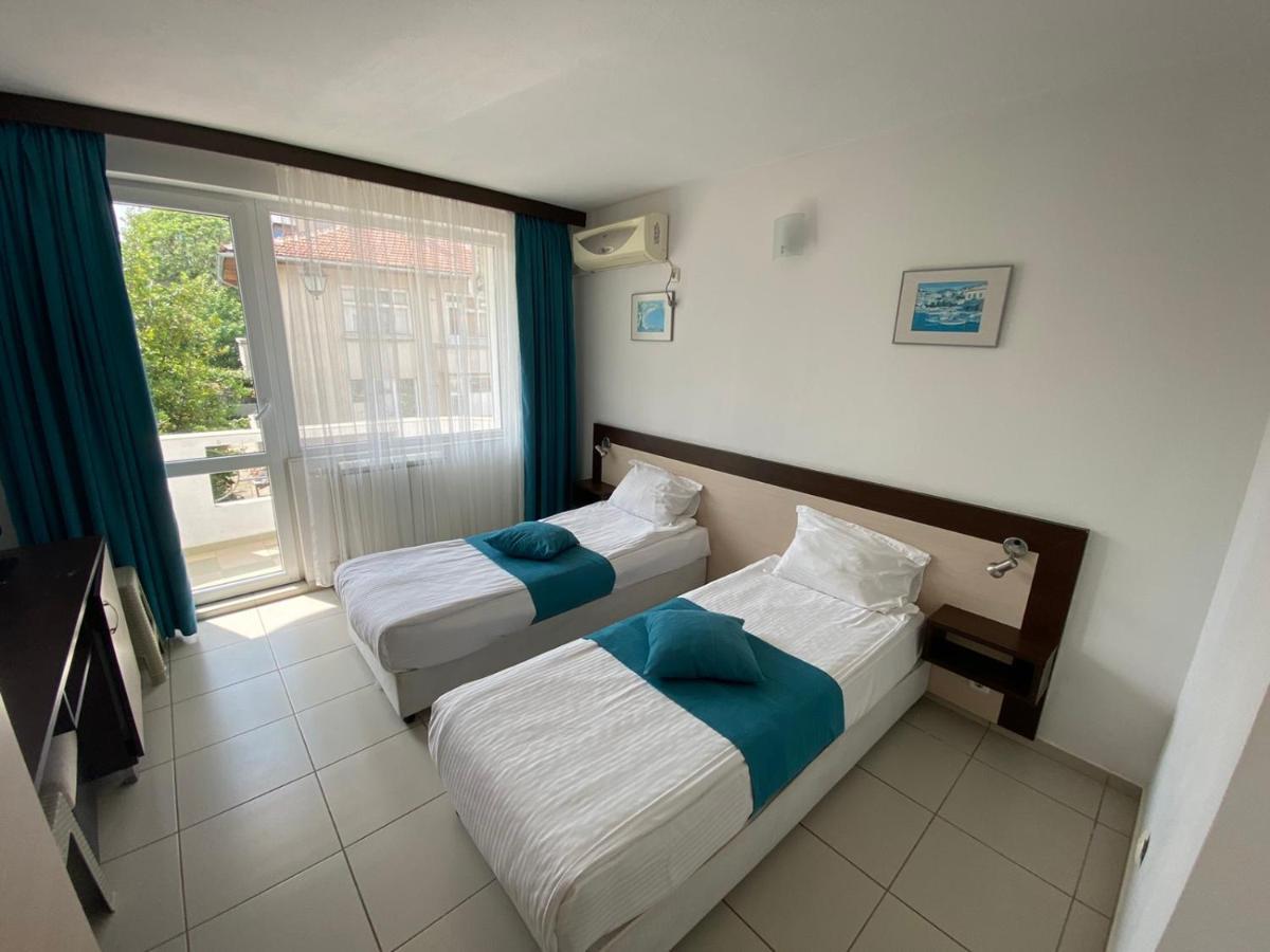 Lilia 2 Family Hotel Primorsko Buitenkant foto