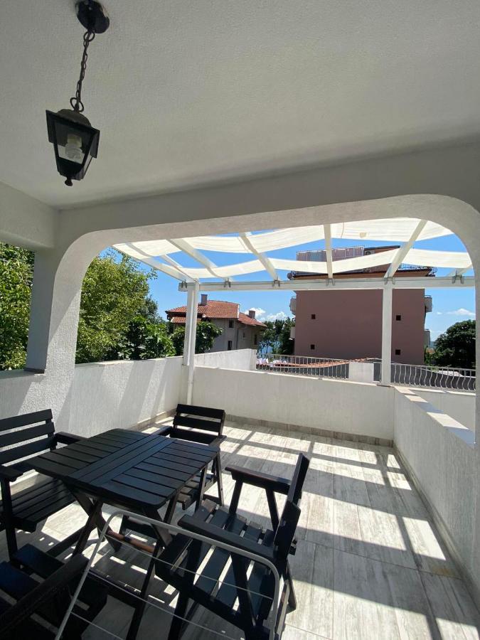 Lilia 2 Family Hotel Primorsko Buitenkant foto