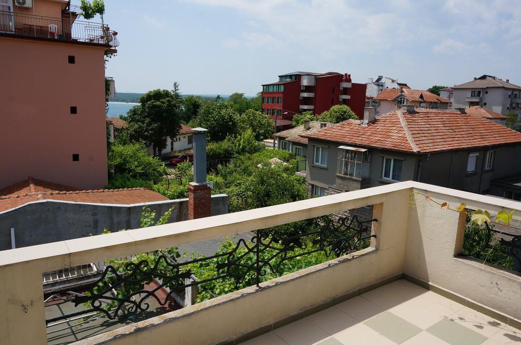 Lilia 2 Family Hotel Primorsko Kamer foto