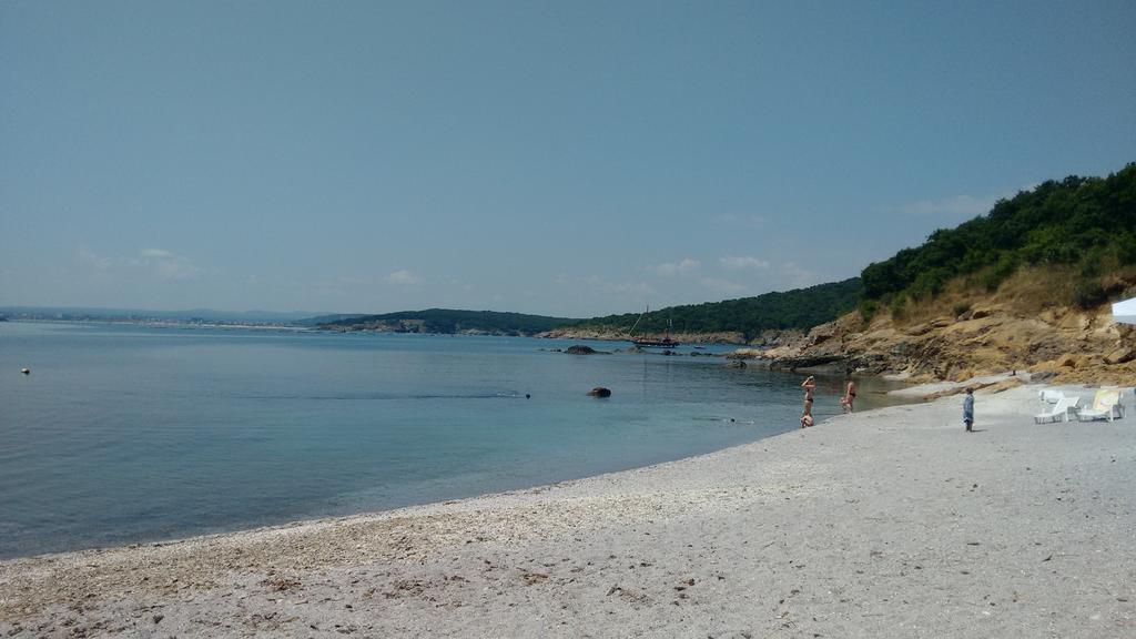 Lilia 2 Family Hotel Primorsko Buitenkant foto